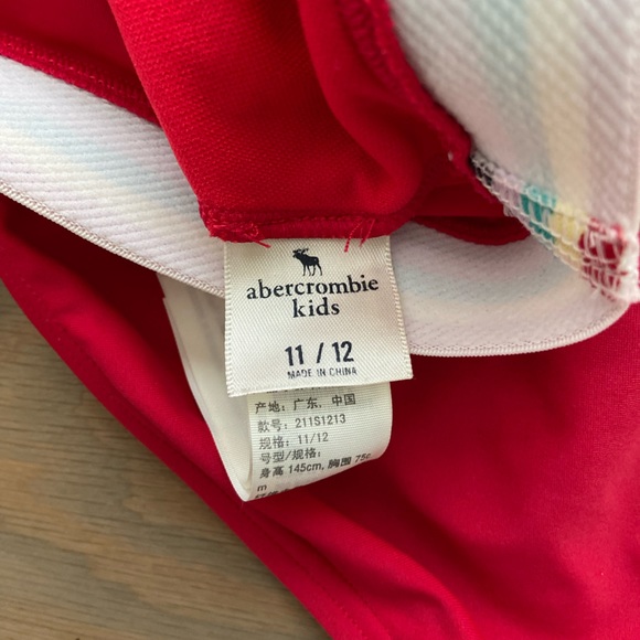 Abercrombie and fitch swimsuits - Picture 3 of 4